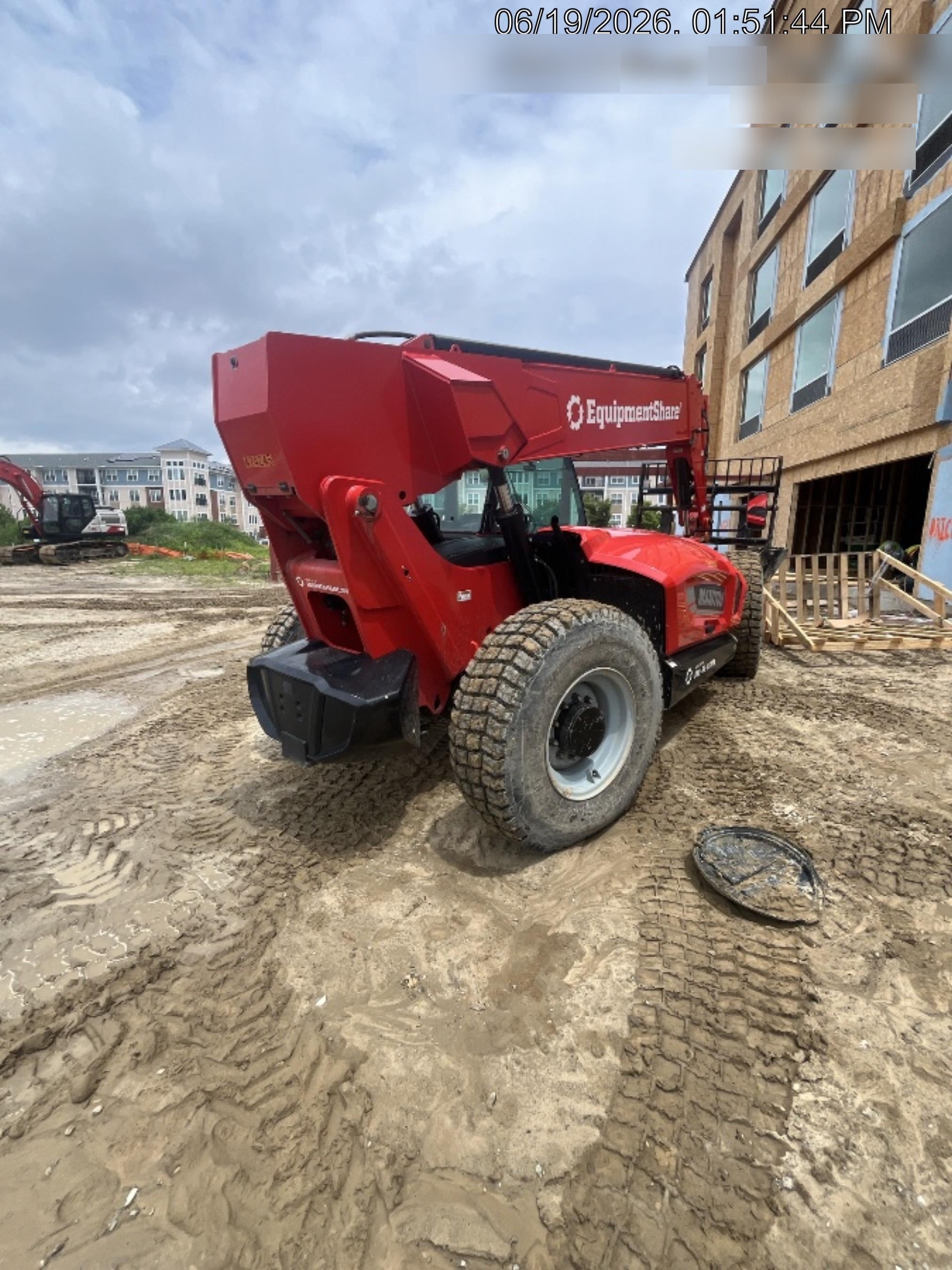 2025 MANITOU MTA1055