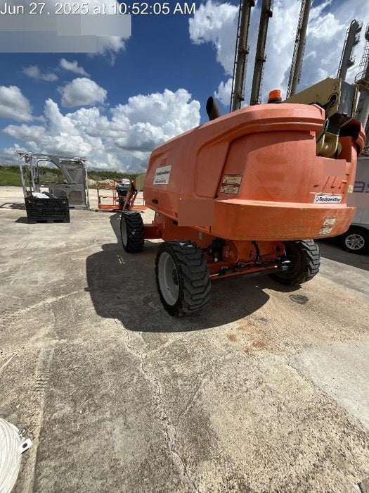 2019 JLG 660SJ