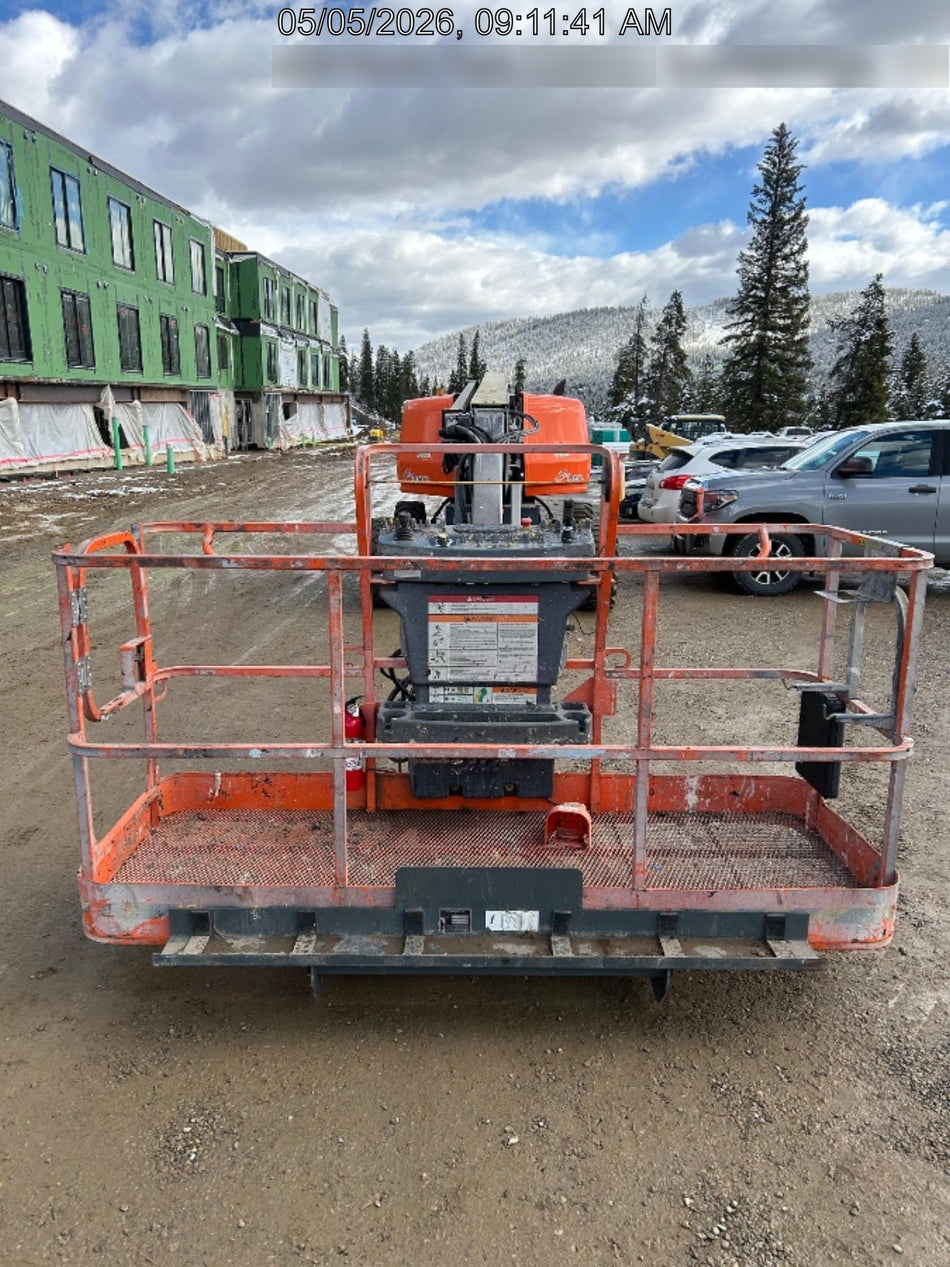 2023 JLG 660SJ