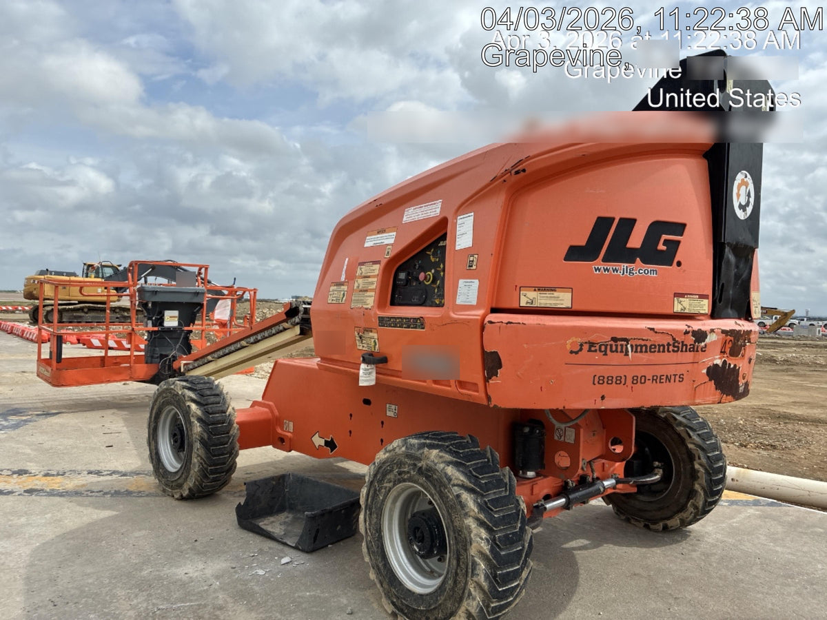 2019 JLG 400S