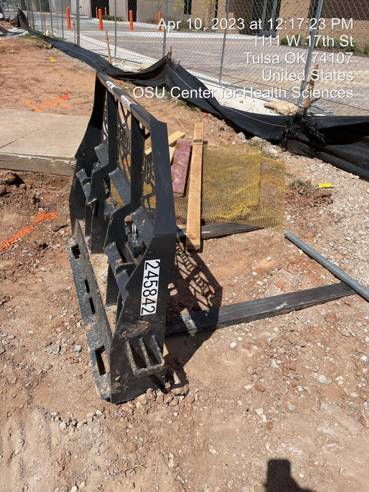 2022 PALADIN 48" Pallet Forks - Paladin