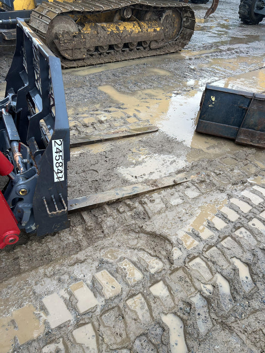 2022 PALADIN 48" Pallet Forks - Paladin