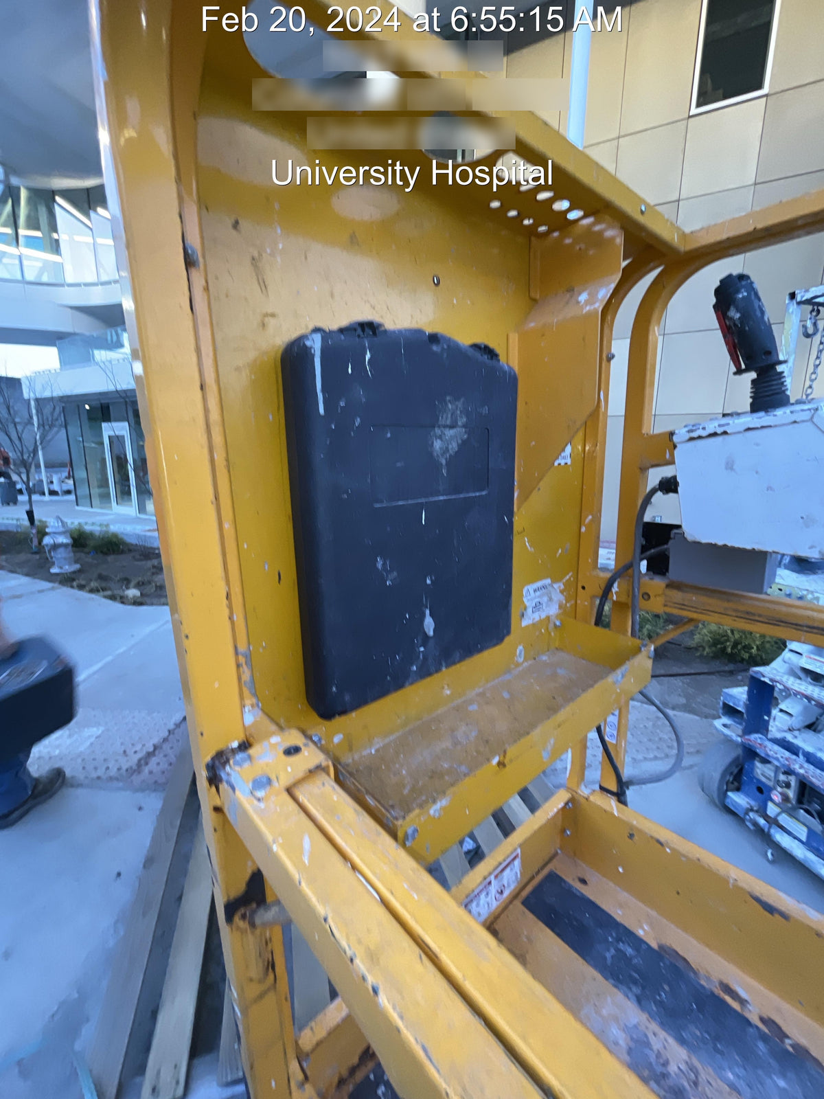 Custom Equipment HB-1430 Hy-Brid Scissor Lift
Platform capacity up to 670 lbs
Working height up to 20 ft
Weighs under 1,700 lbs
Non-marking wheels