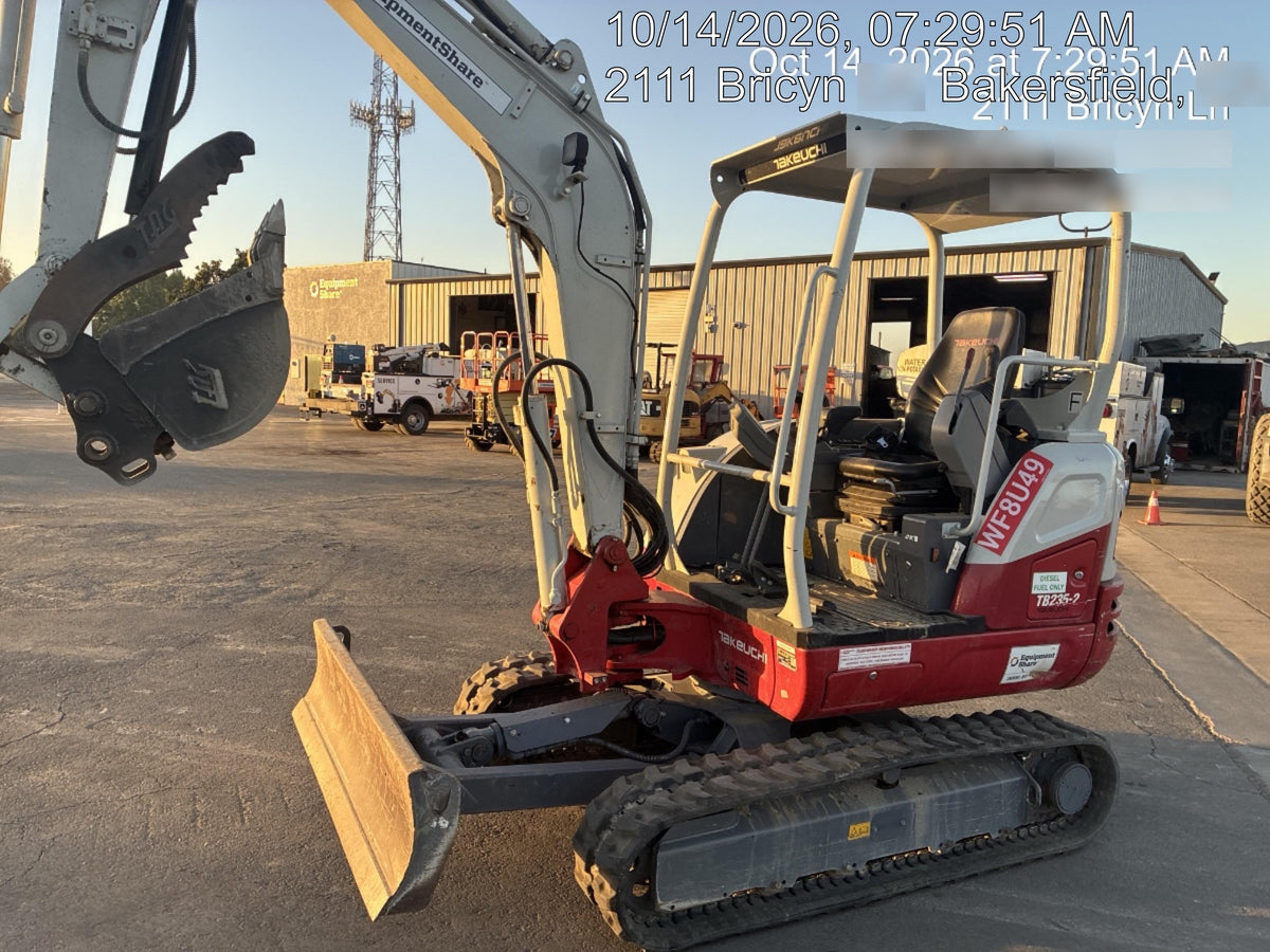 2024 TAKEUCHI TB235-2R
