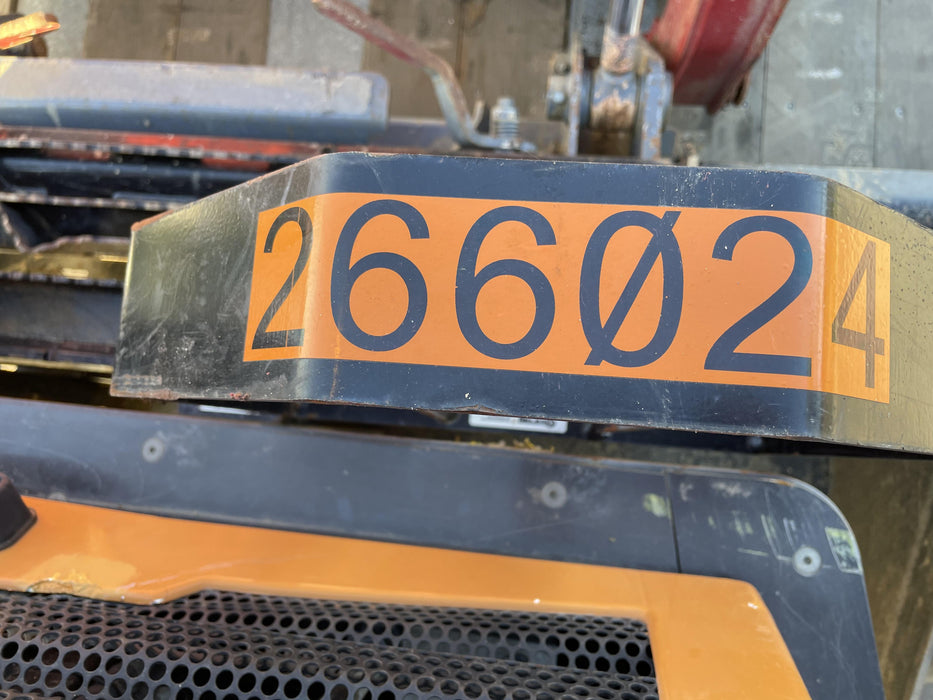 2022 TAKEUCHI 48" Pallet Forks - Takeuchi