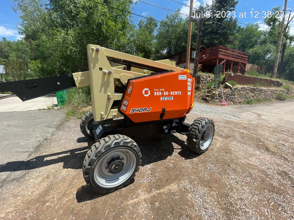 2023 JLG 340AJ
