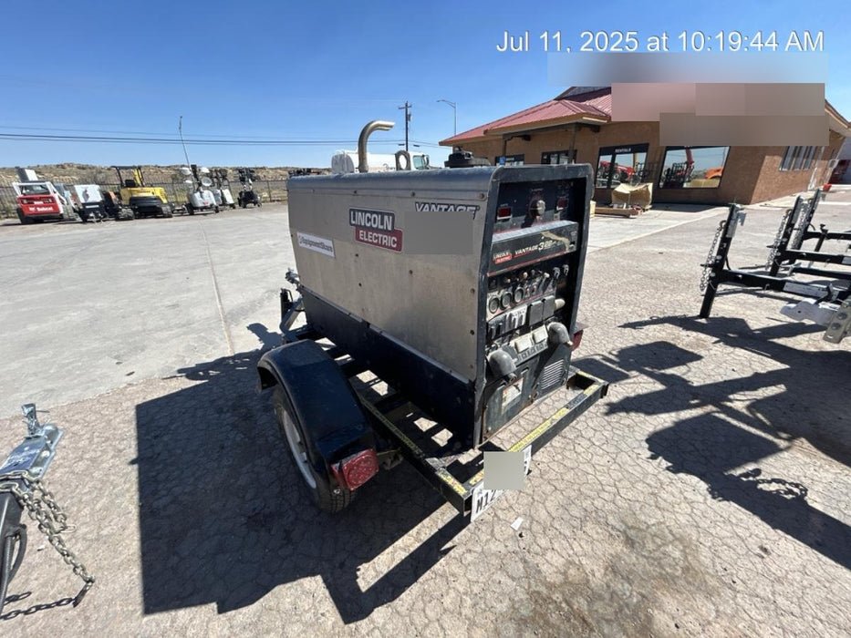 2019 Lincoln Electric Vantage 322 Welder Ready-Pak 3, Two wheel trailer, Fender and Light kit, Cable Rack