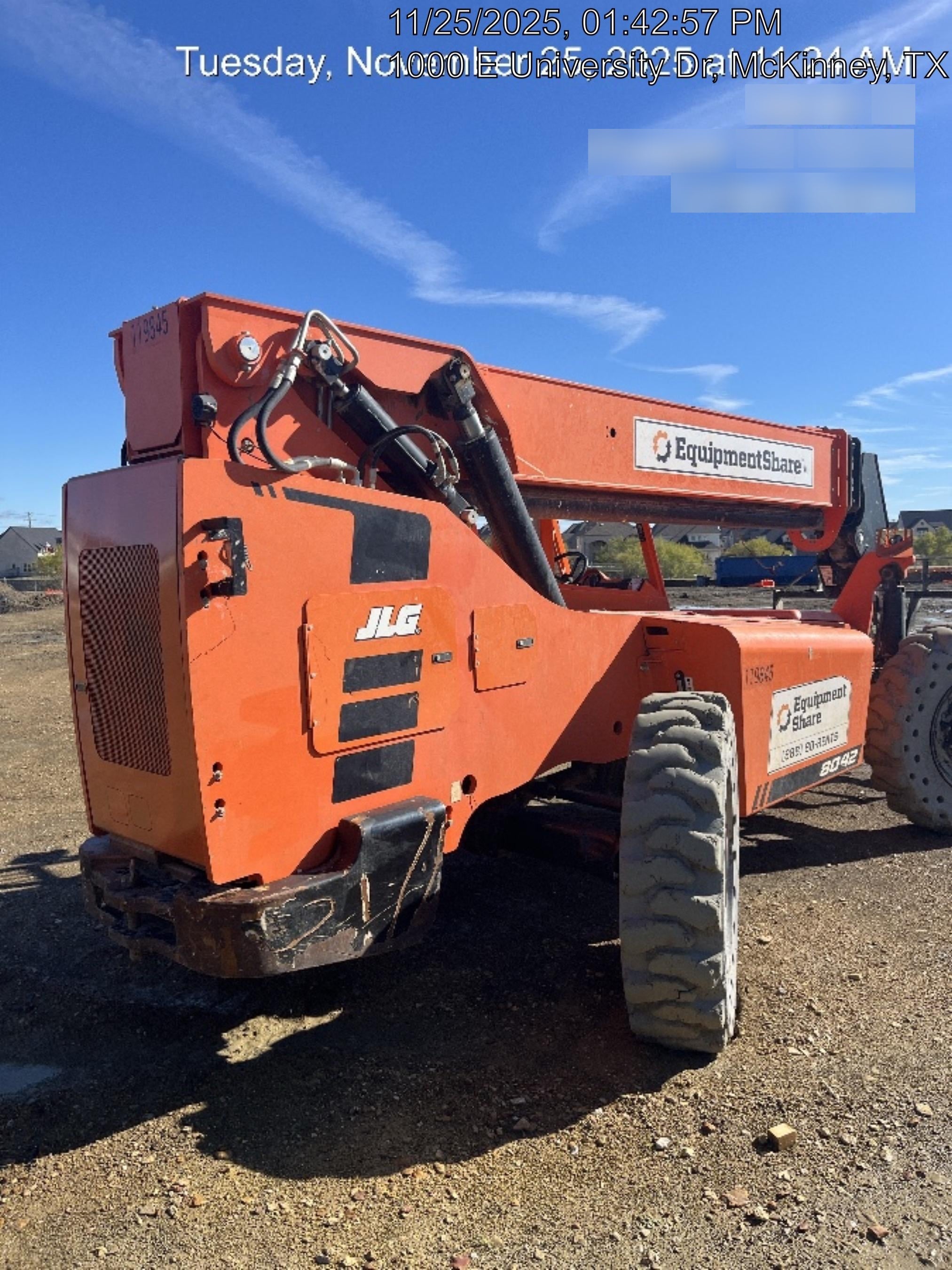 2021 SKYTRAK 8042