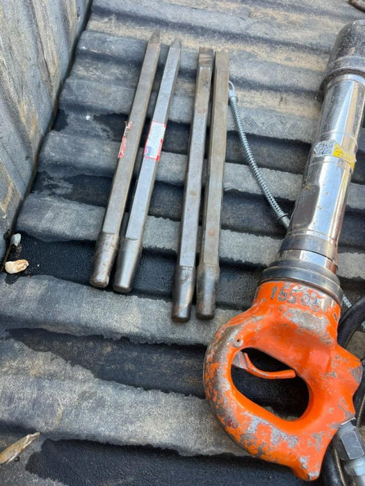 2021 AMERICAN PNEUMATIC TOOL Pistol Grip Rivet Buster