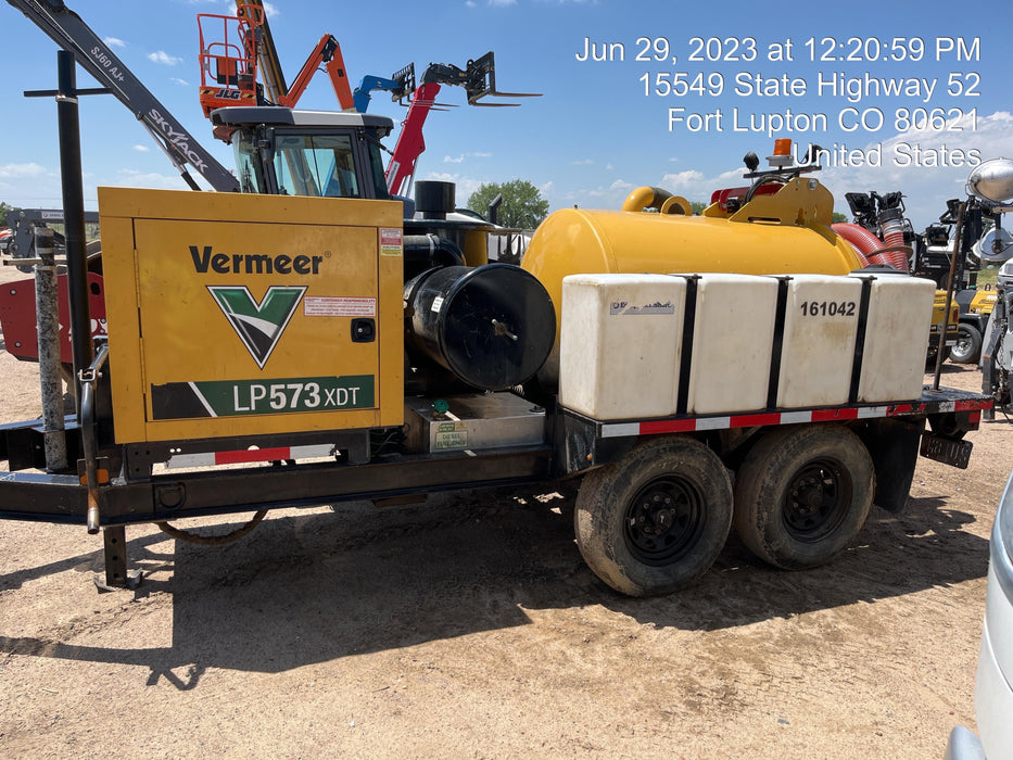 2021 Vac-Tron LP573XDT T4 Koehler Diesel Engine, 500 Gallon Debris Tank, x2 100 Gallon Water Tanks