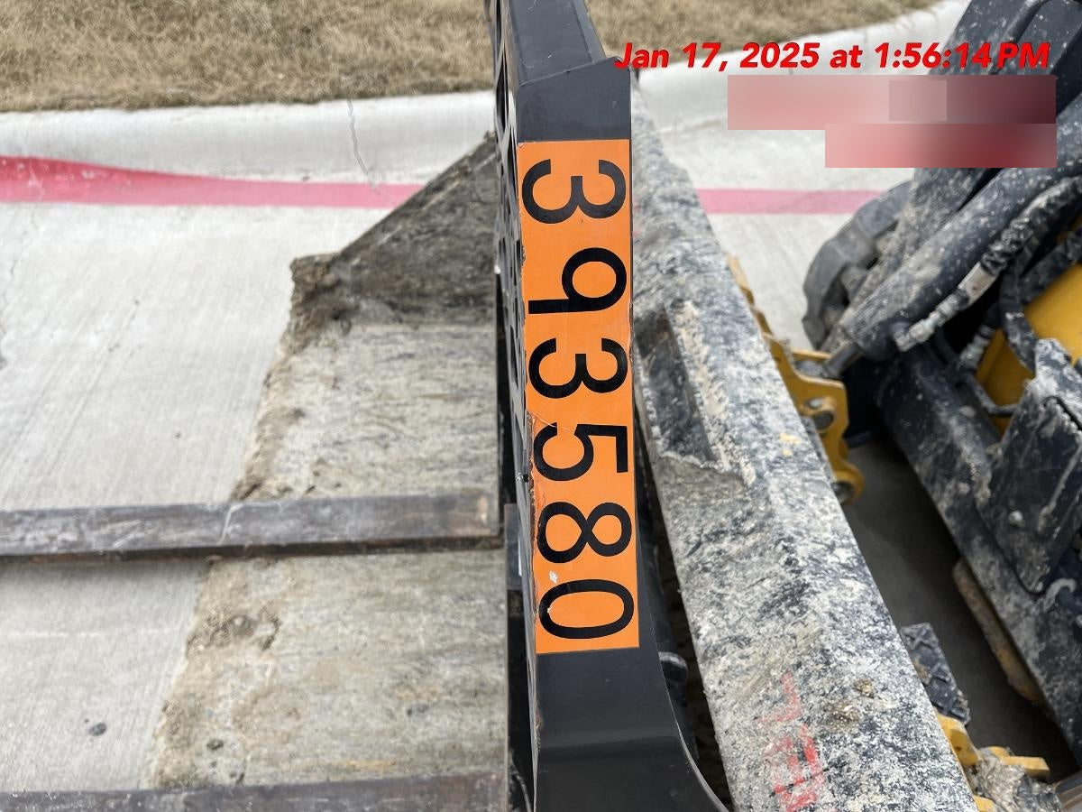 2024 PALADIN 48" Pallet Forks - Paladin