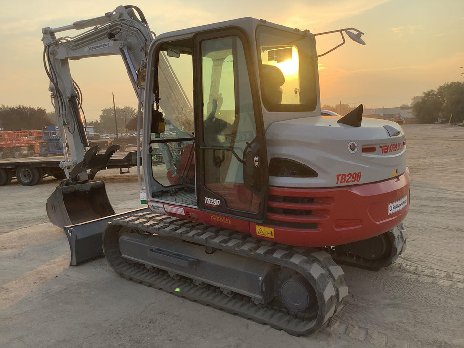 2022 TAKEUCHI TB290-CR