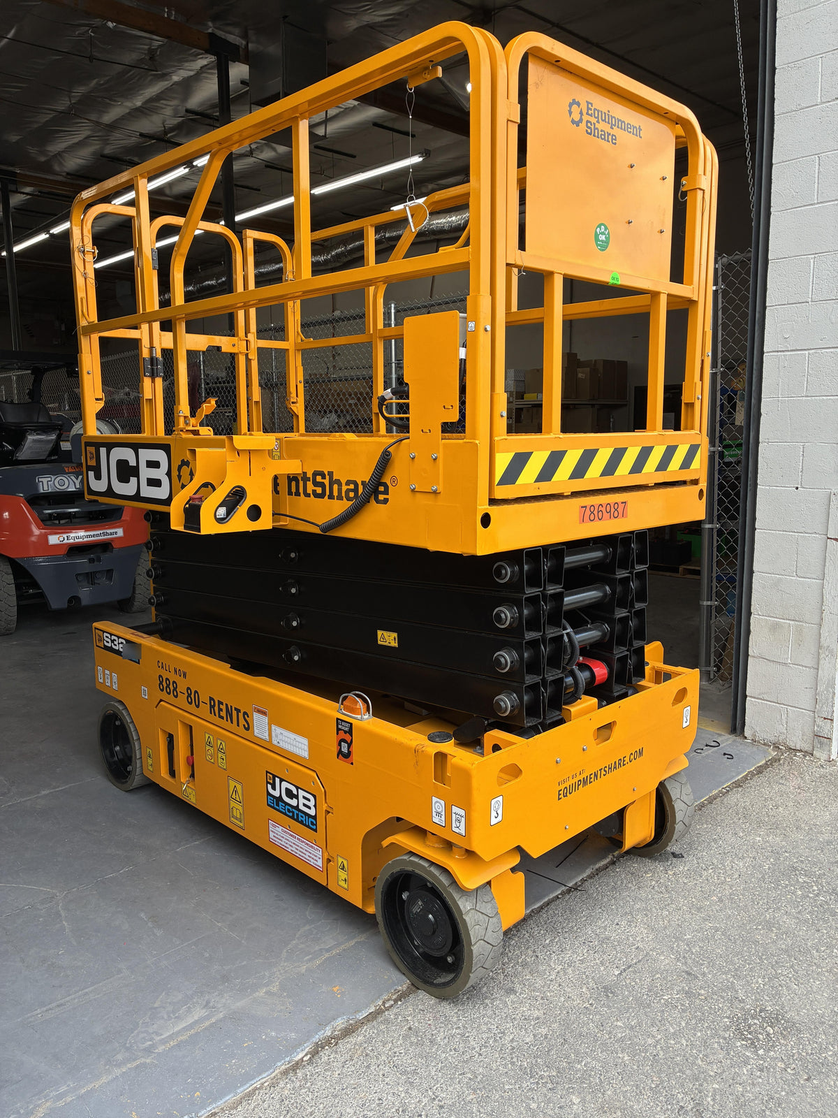 2026 JCB S3246E