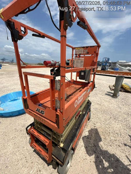 2022 JLG ES1932