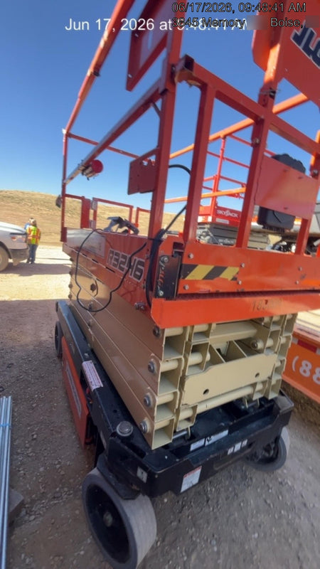 2021 JLG R3246