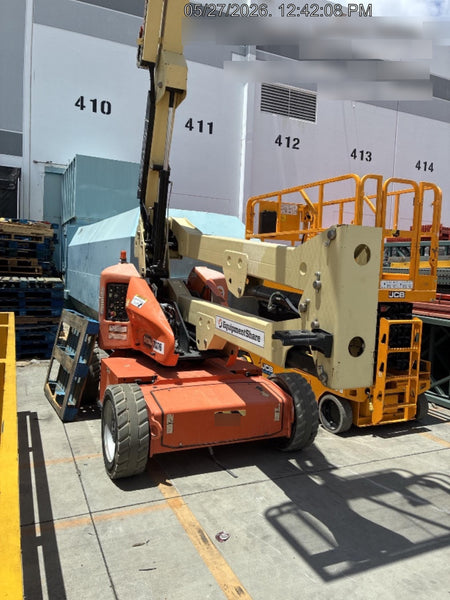 2019 JLG E450AJ