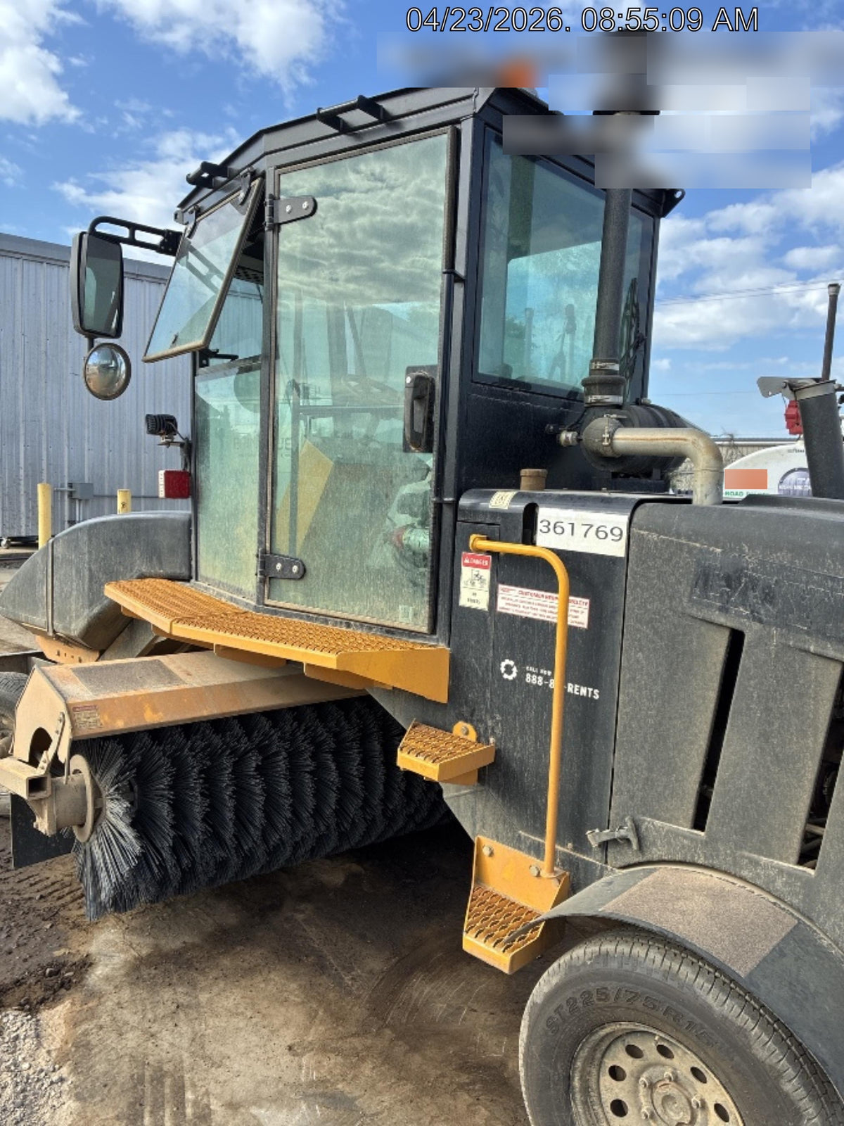 2023 LAYMOR SM450