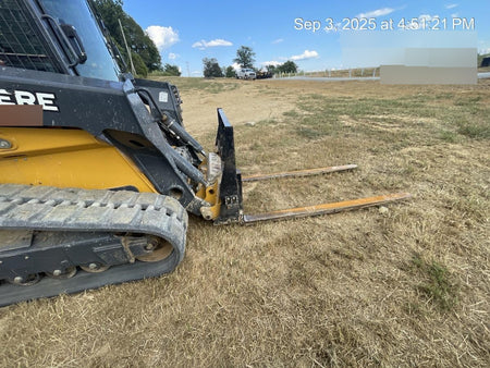 2024 ARROW MATERIAL HANDLING 72" Pallet Forks - Arrow