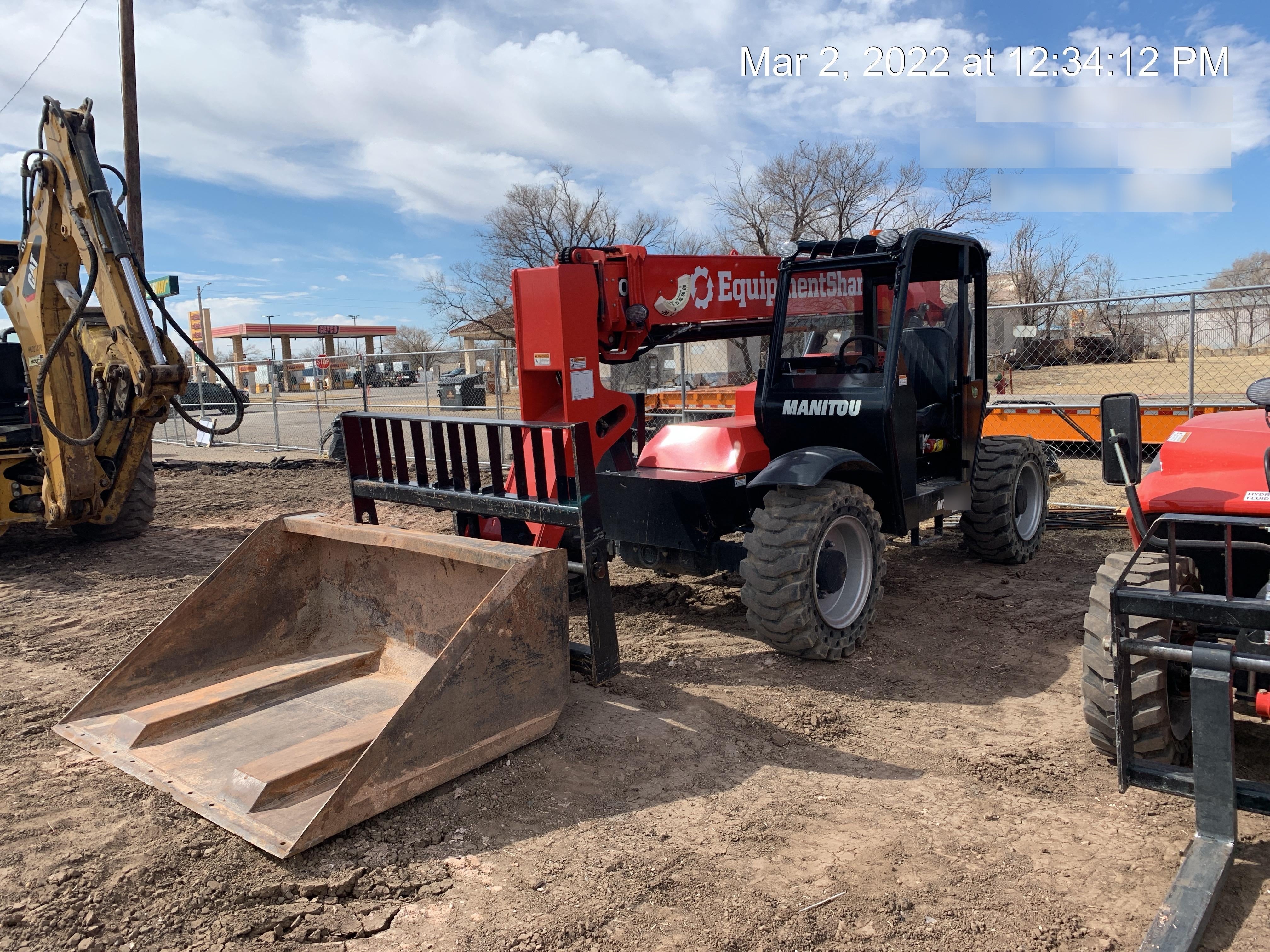 2019 ARROW MATERIAL HANDLING Dump Hopper