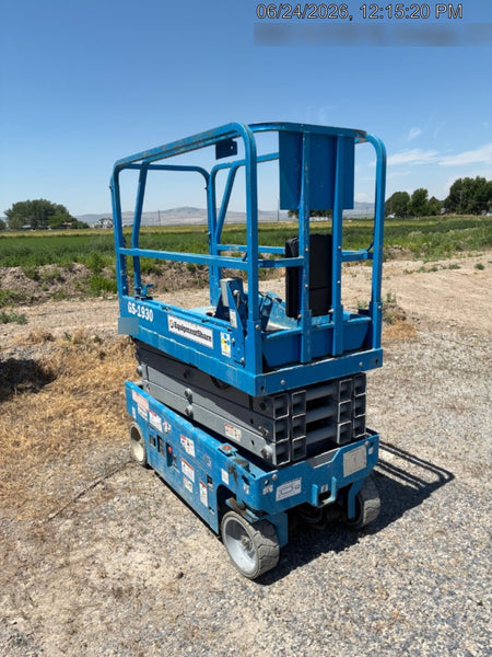 2019 Genie GS-1930 Fixed rails with chain Entry