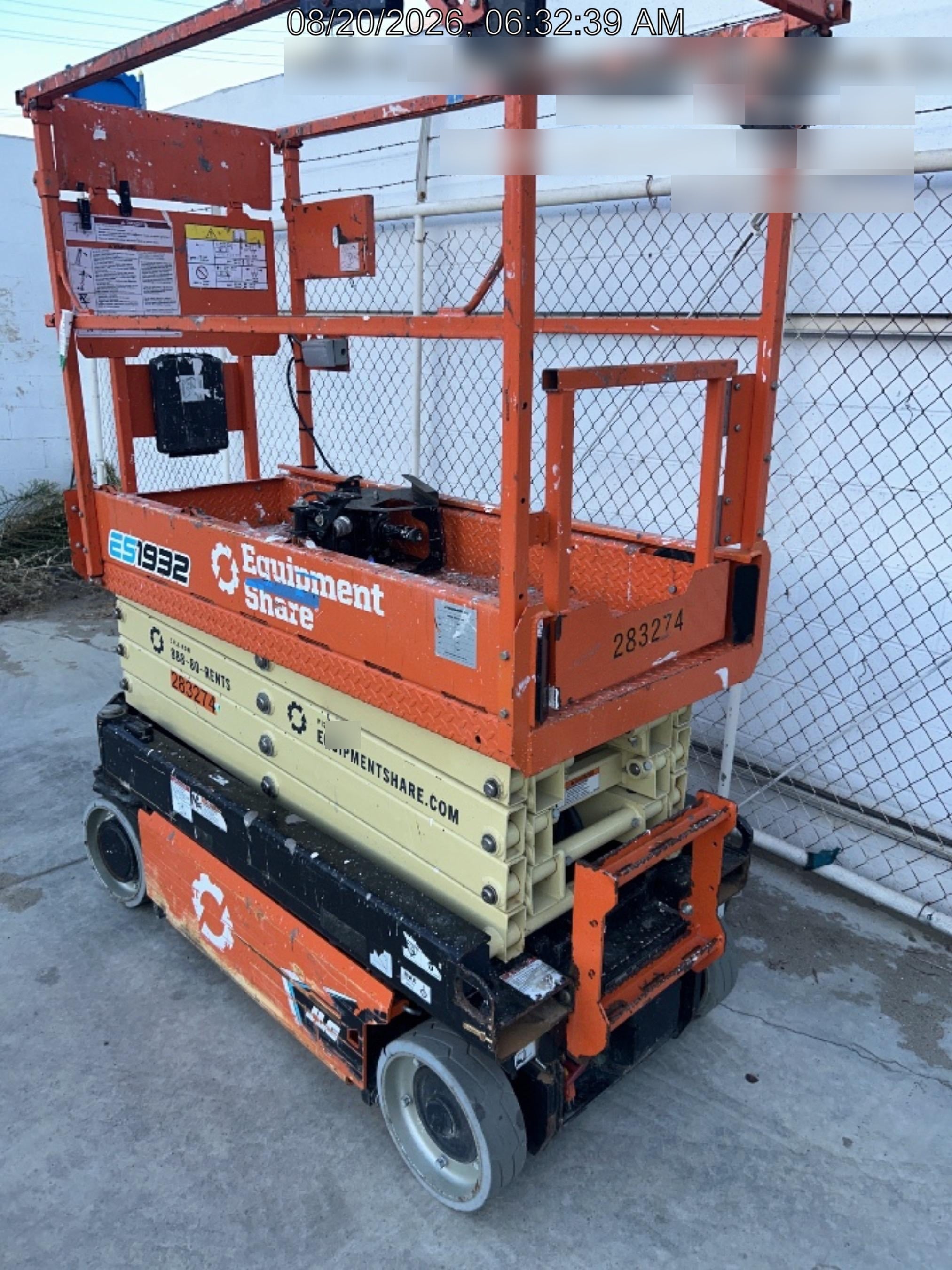 2022 JLG ES1932