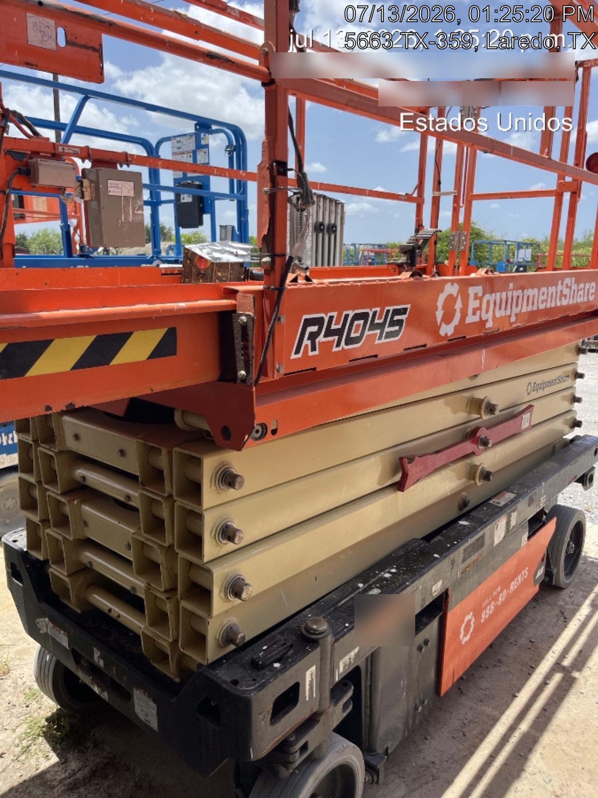 2022 JLG R4045