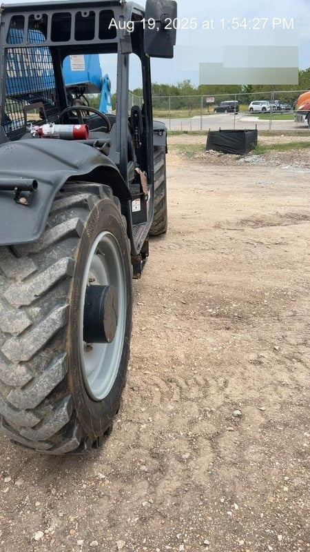 2019 Genie GTH-844 GTH-844 w/Open ROPS, FF Tires, beacon/work lights, 60" carriage/forks