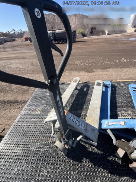 2022 STRONGWAY 4400 lb Pallet Jack