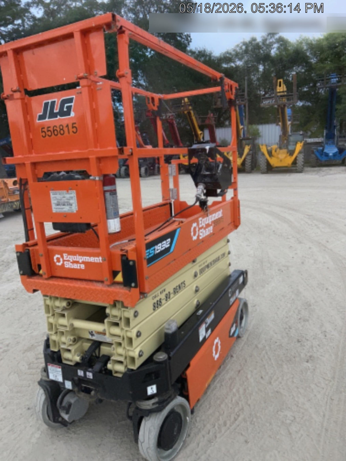 2025 JLG ES1932