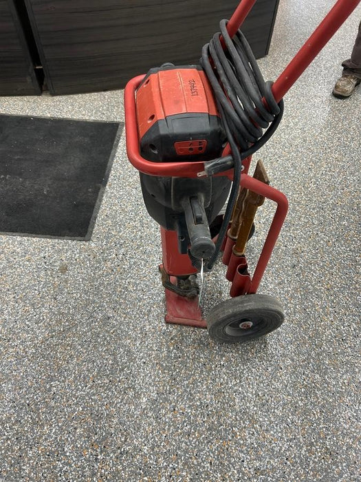 2021 HILTI TE 3000-AVR