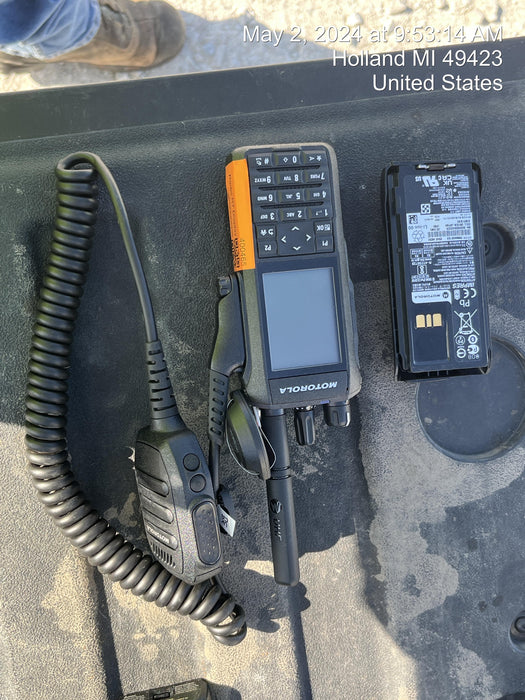 2024 MOTOROLA R7 DISPLAY