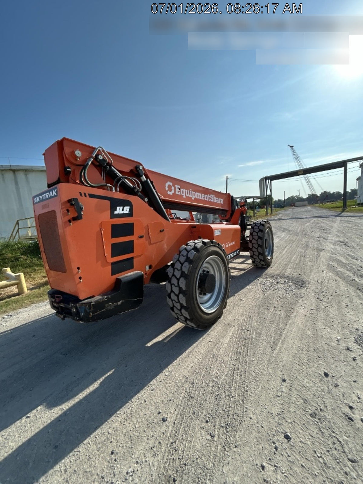 2022 SKYTRAK 8042