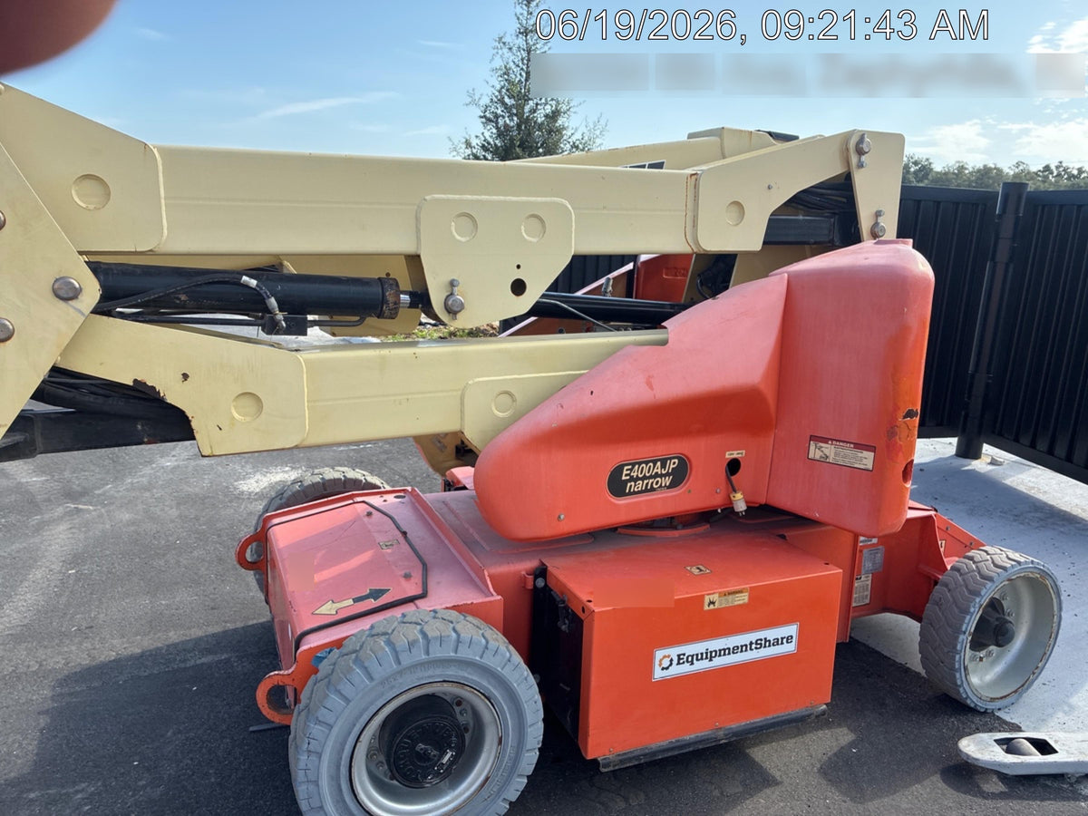 2019 JLG E400AJPN