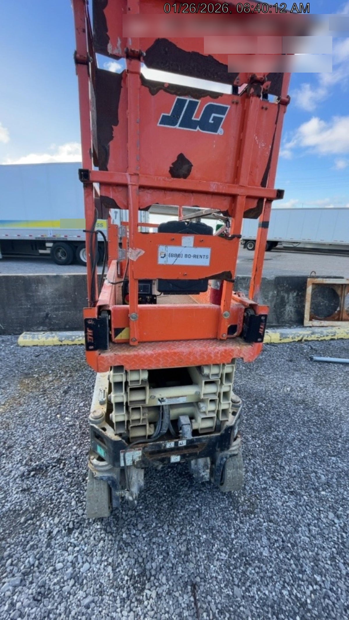 2021 JLG ES1932