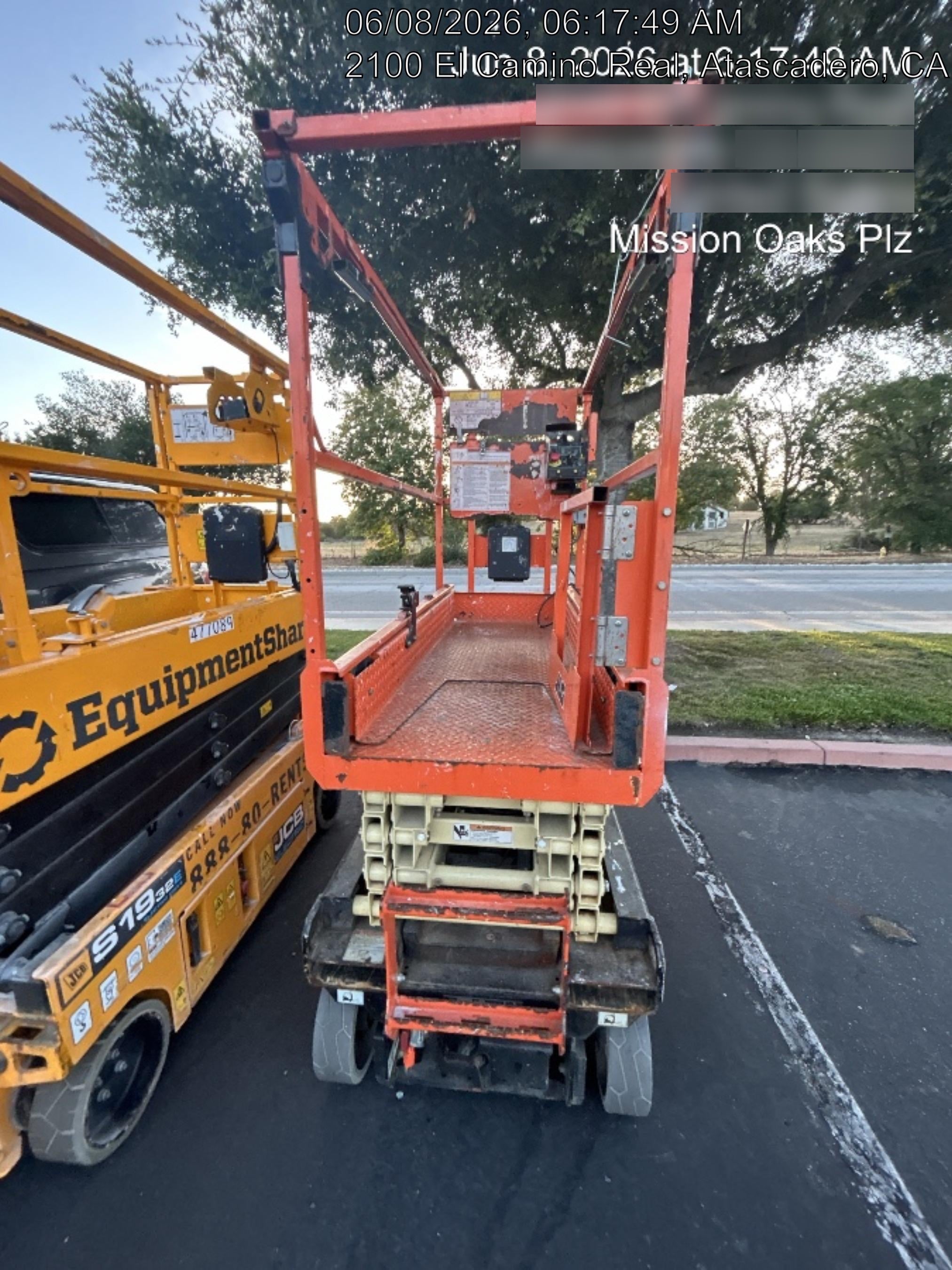 2022 JLG ES1932