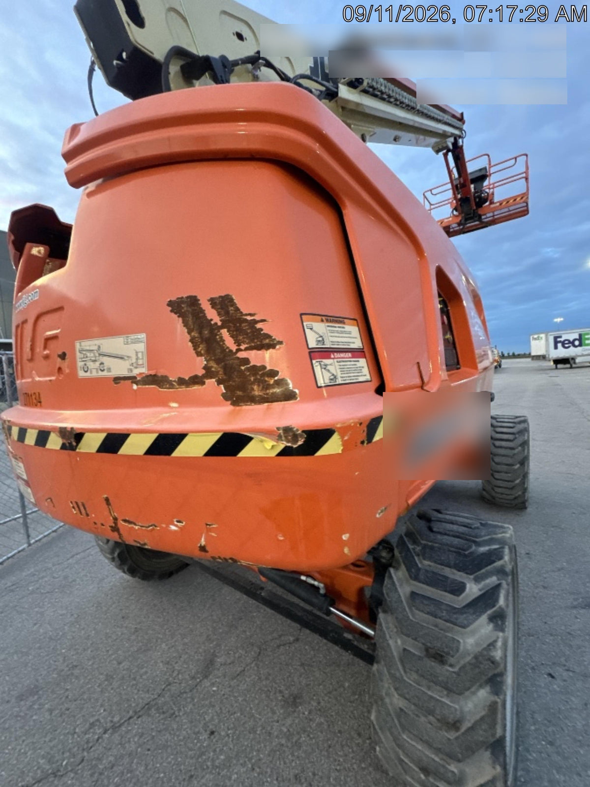 2022 JLG 660SJ