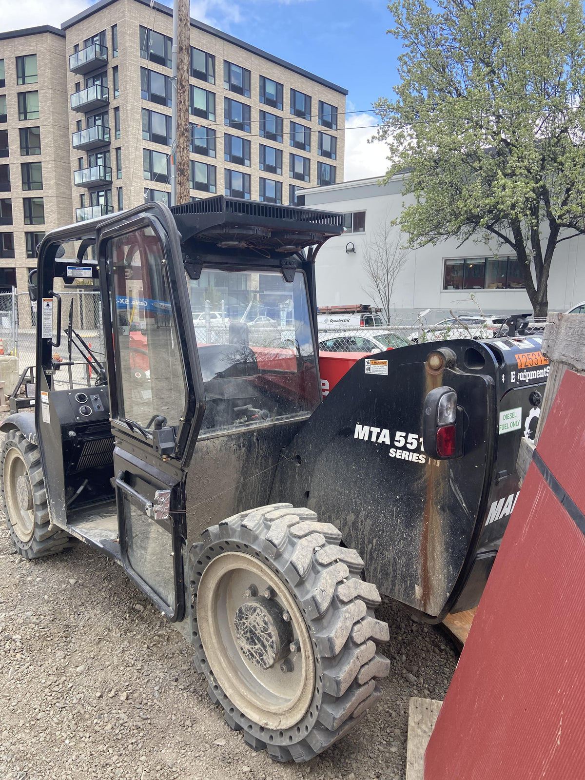 2021 MANITOU MTA5519
