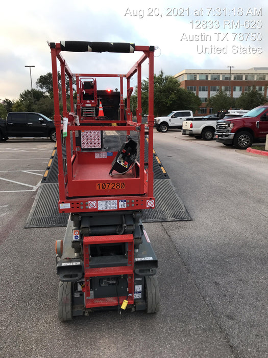 2020 Skyjack SJIII-3219 Solid NM Tires, Half height spring hinged entry gate, Dual Beacons, 800W Inverter