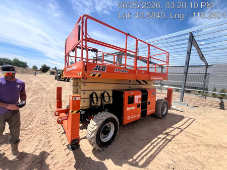 2023 JLG RT4394