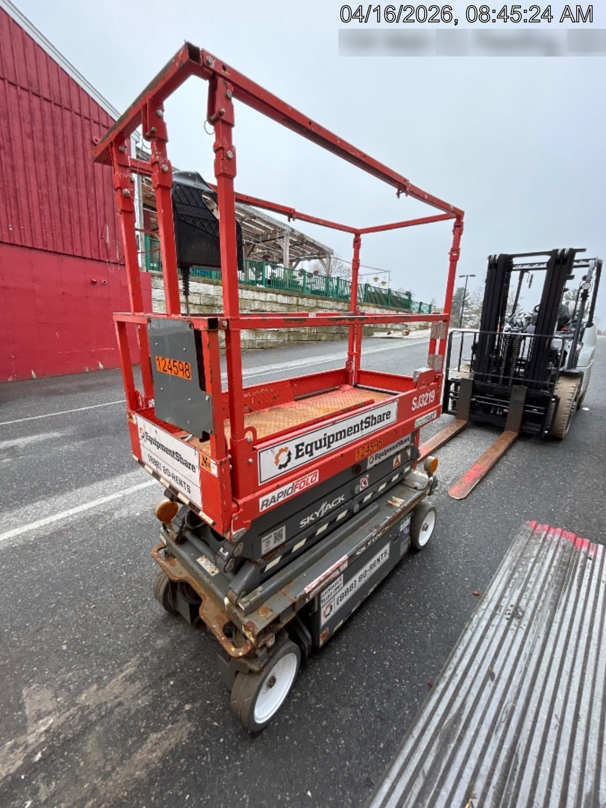 2021 SKYJACK SJ3219