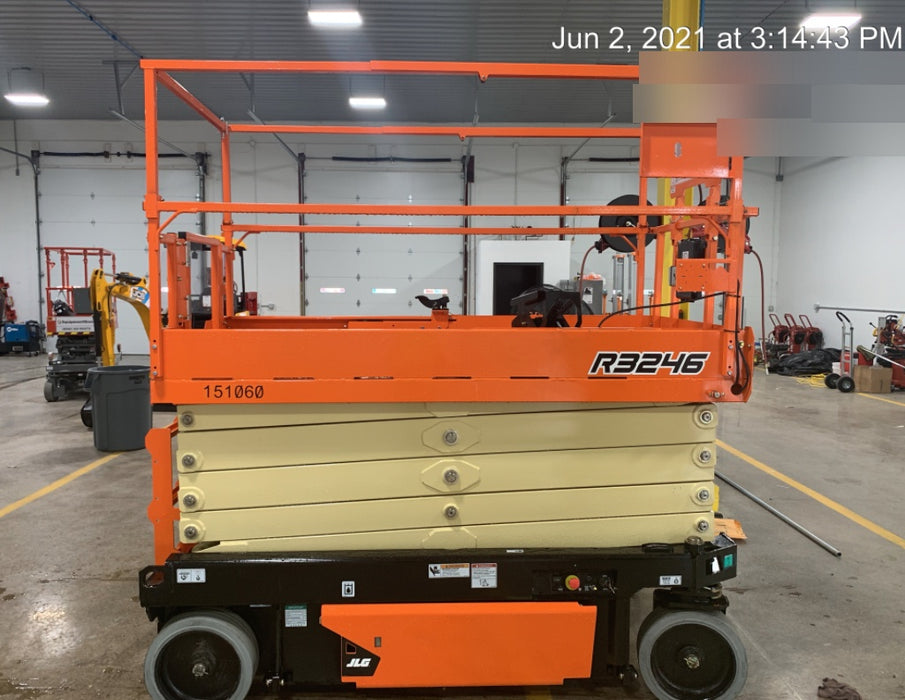 2021 JLG R3246