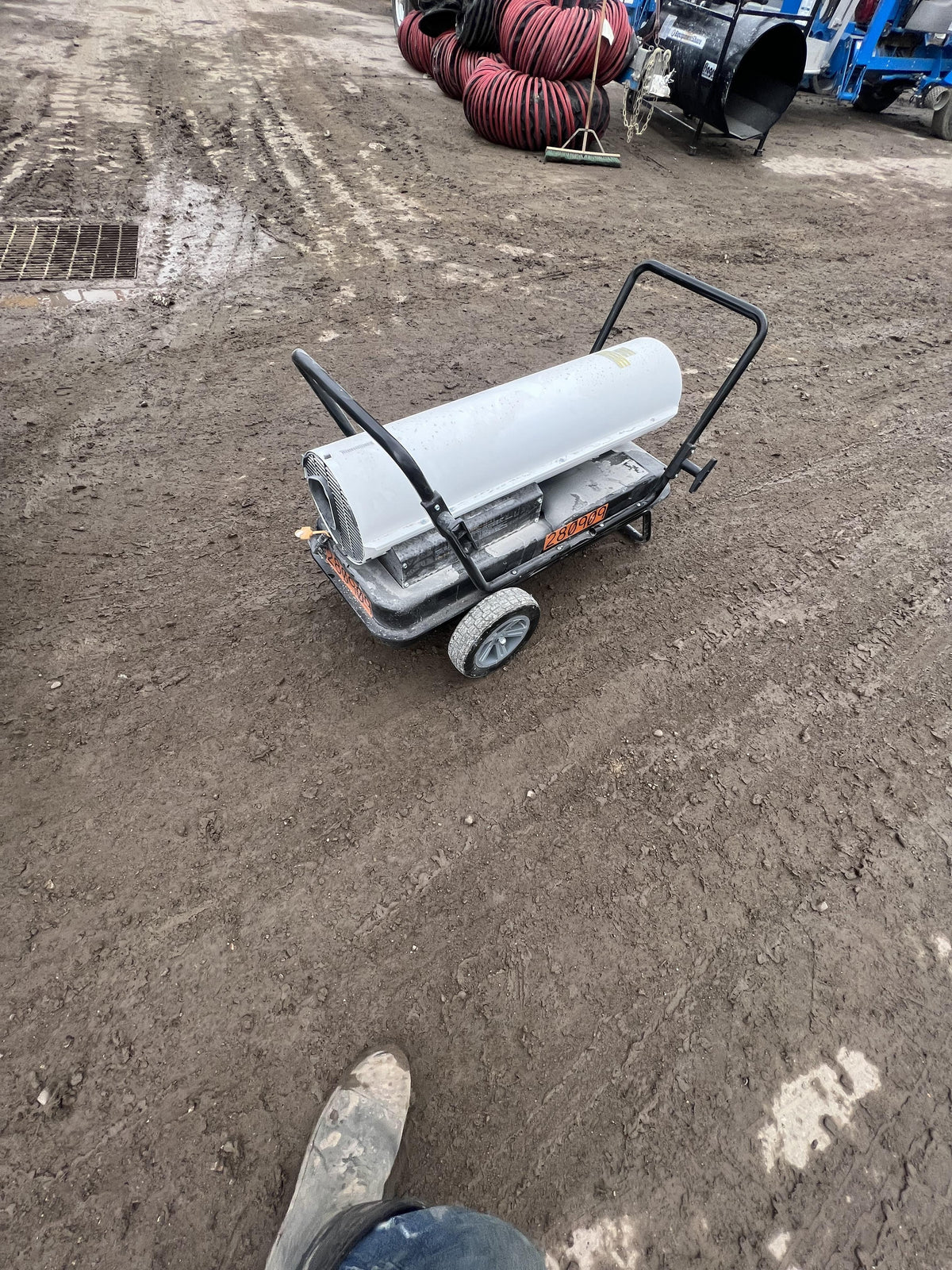 2022 LB WHITE Tradesman K175