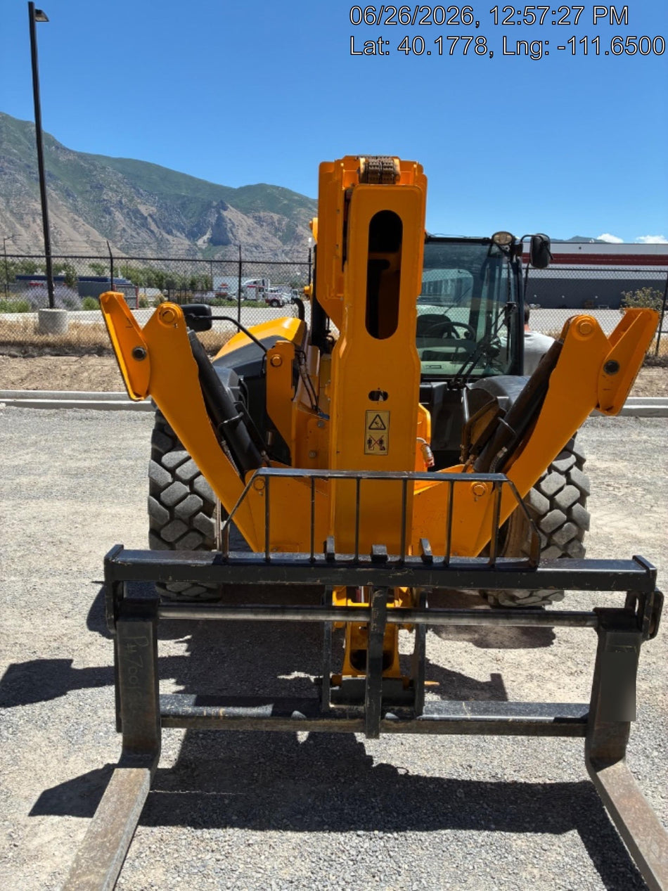 2024 JCB 510-56