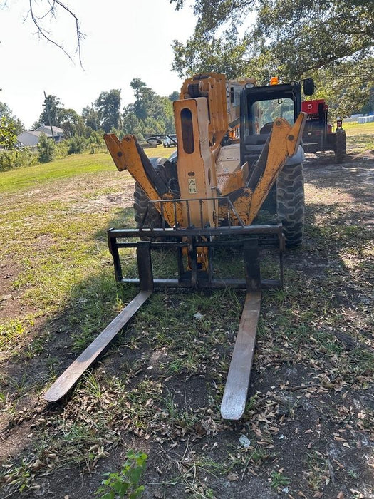 2019 JCB 510-56 Canopy, 74 HP, Solid Tires, STD Worklight, Beacon, Aux Hydraulics, Lifting Eye, Back up Alarm w/66" Carriage/60" Forks