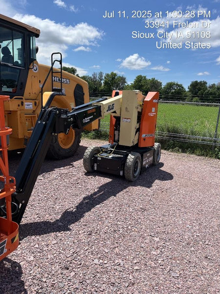 2025 JLG E300AJP