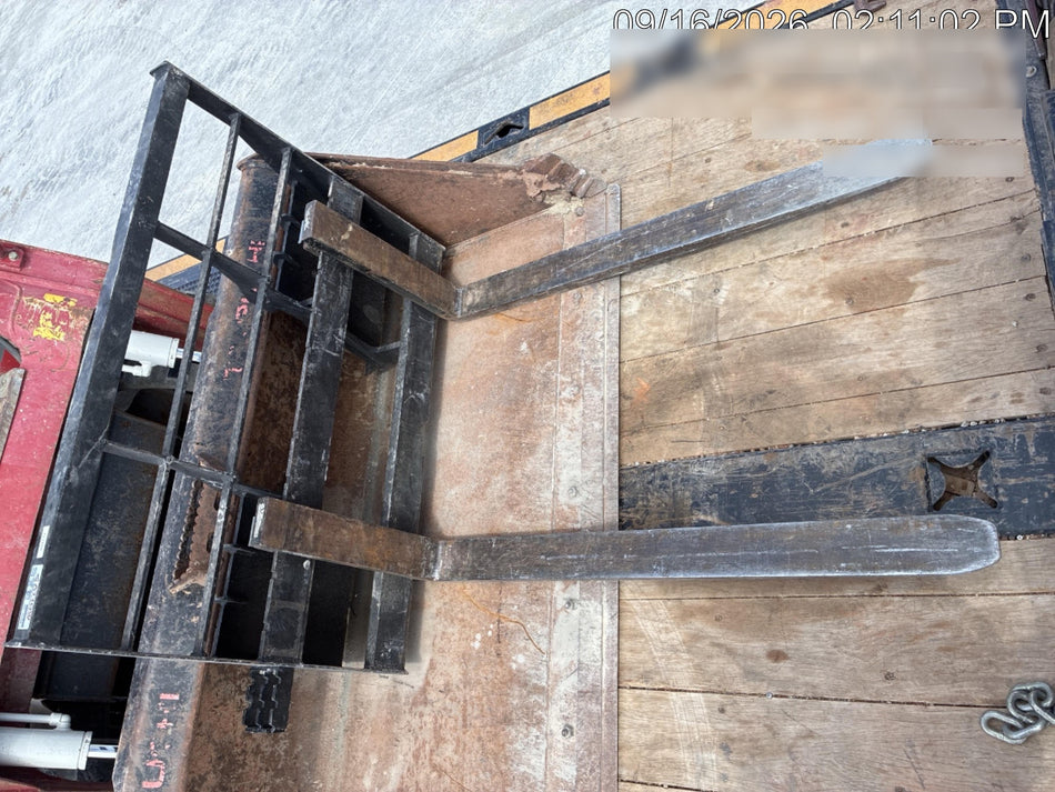 2026 ARROW MATERIAL HANDLING 72" Pallet Forks - Arrow