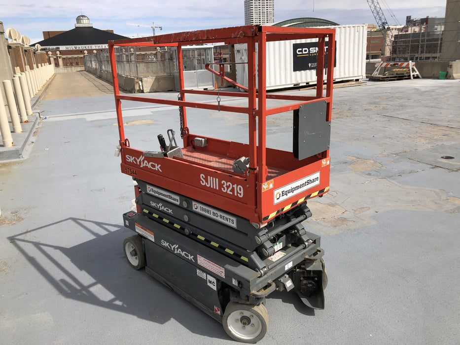 2016 Skyjack SJIII-3219 Standard Rental Specs