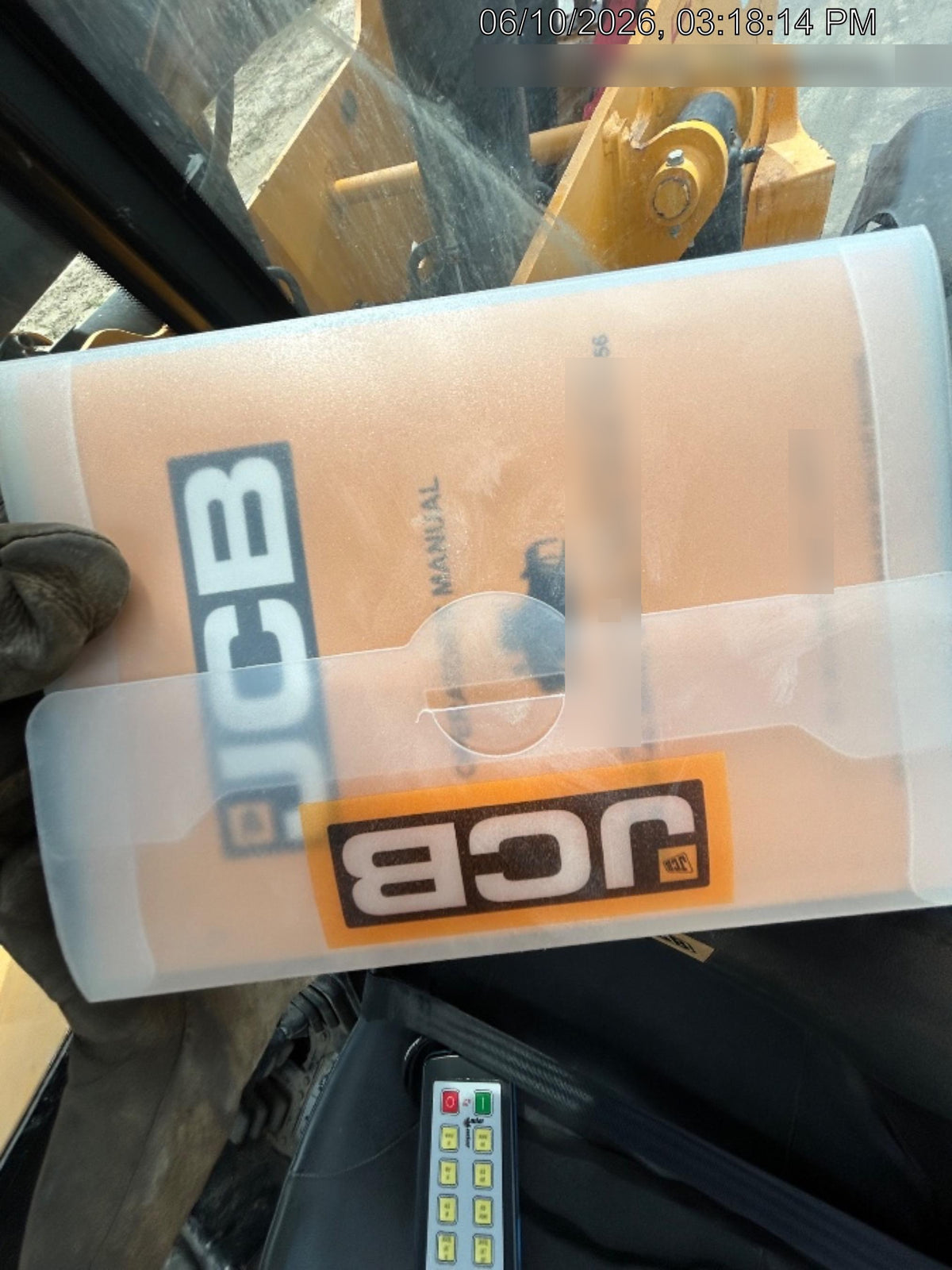 2022 JCB 510-56
