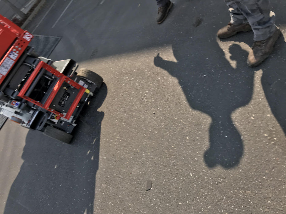 2020 Skyjack SJIII-3219 Solid NM Tires, Half height spring hinged entry gate, Dual Beacons, 800W Inverter