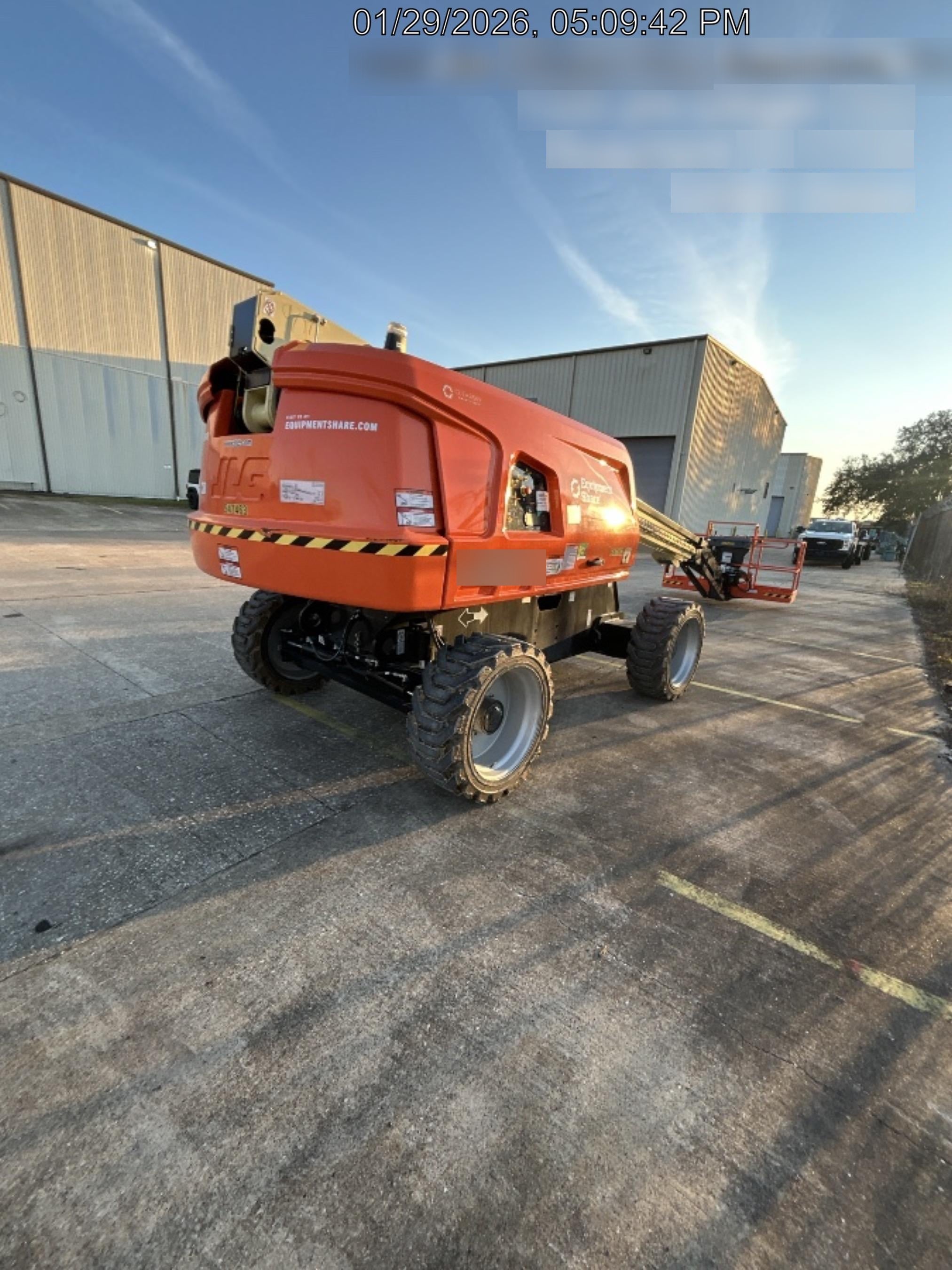 2025 JLG 660SJ